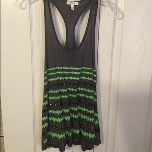 🎉4 for $12🎉 dELiA's Racerback Arrow Tank Top